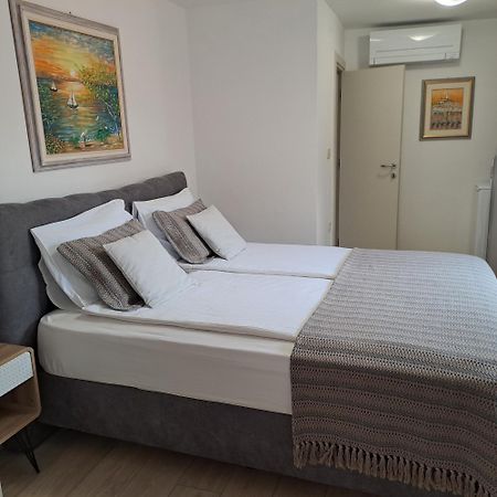 Apartment Lino - City Center Rovinj Exterior foto